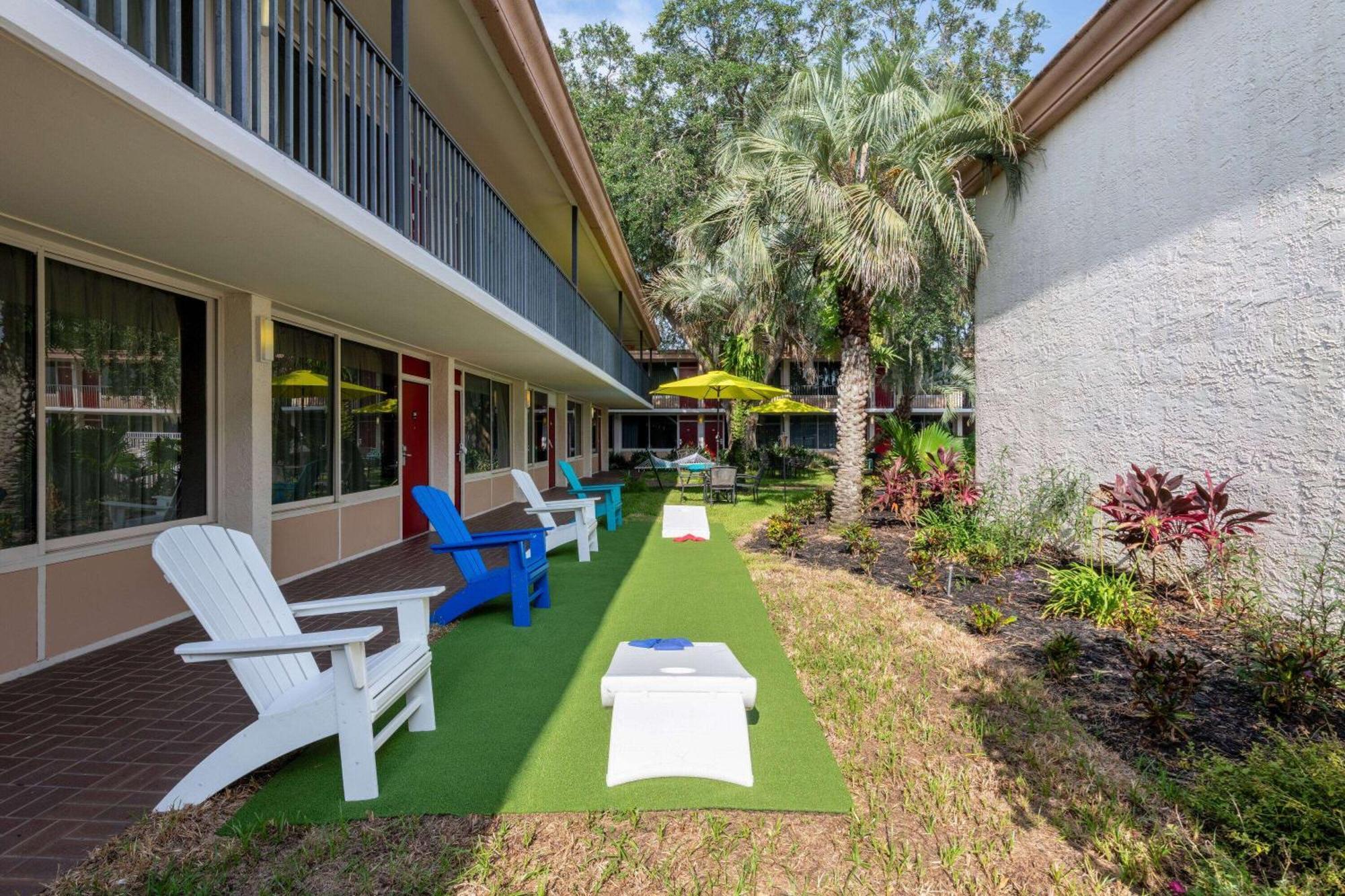 Отель Ramada By Wyndham Kissimmee Gateway - Free Theme Park Shuttle Four Corners Экстерьер фото