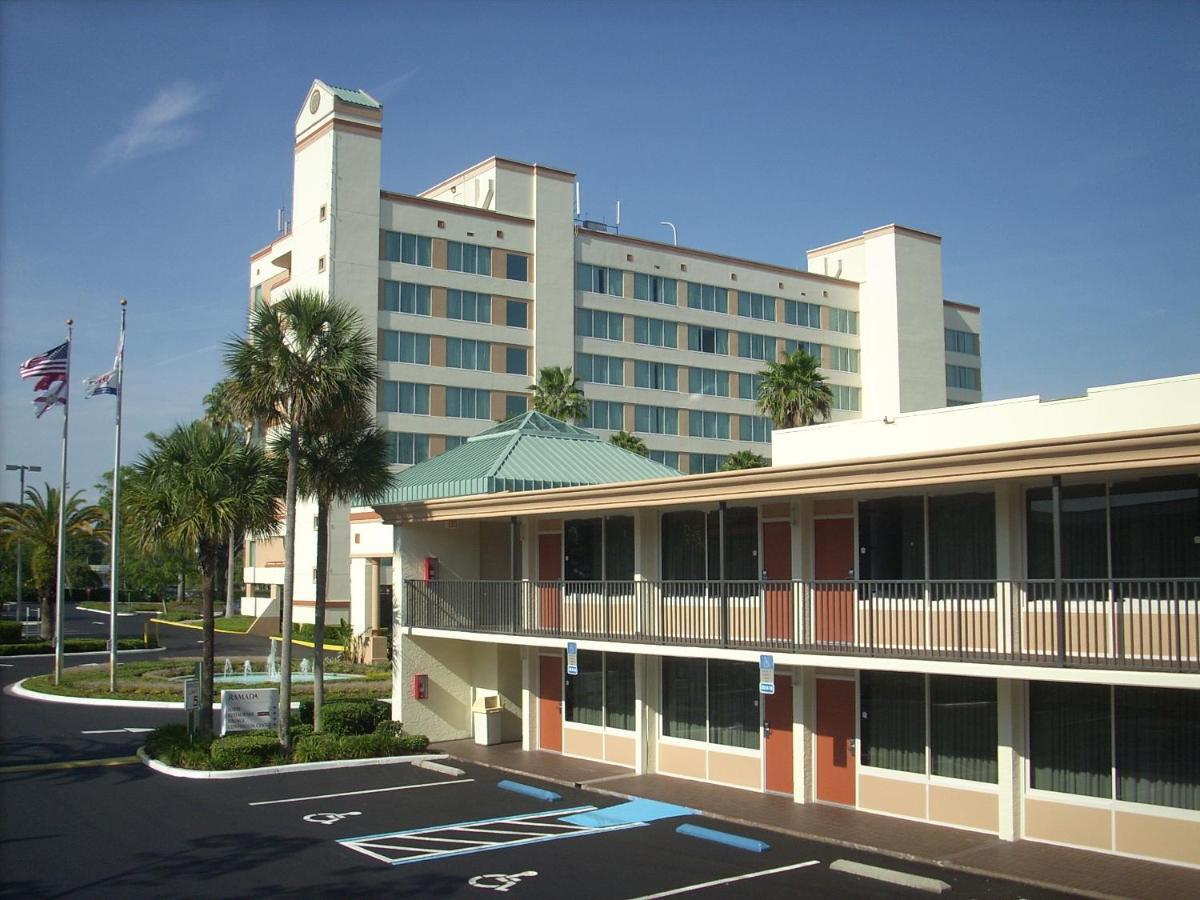 Отель Ramada By Wyndham Kissimmee Gateway - Free Theme Park Shuttle Four Corners Экстерьер фото